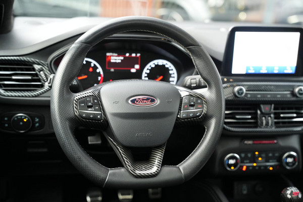 Ford Focus 2.3 EcoBoost ST-X Panoramadak Milltek LED B&O Headup Stuurverw.