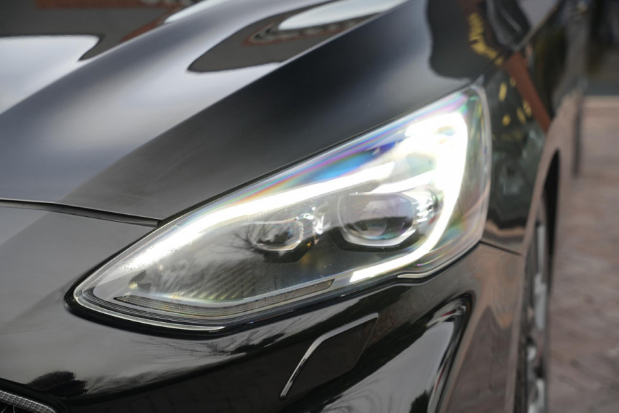 Ford Focus 2.3 EcoBoost ST-X Panoramadak Milltek LED B&O Headup Stuurverw.