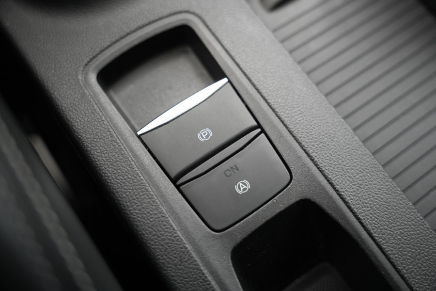 Ford Focus 2.3 EcoBoost ST-X Panoramadak Milltek LED B&O Headup Stuurverw.