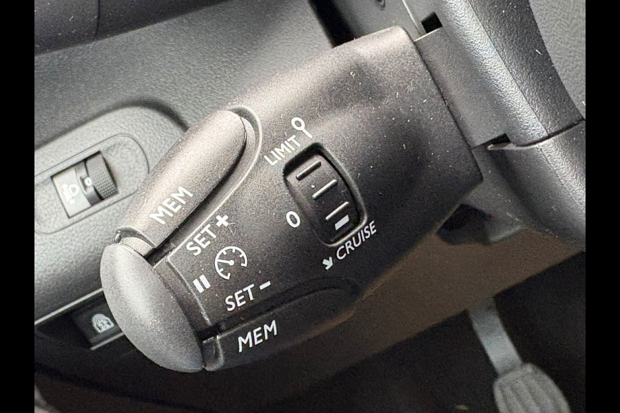 Citroën Berlingo 1.2 PureTech Shine PANO, BOM-VOLL!12 M GARANTIE