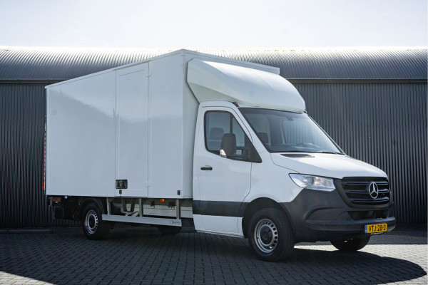 Mercedes-Benz Sprinter 315 CDI | 150 PK | Automaat | Bakwagen met laadklep | Zijdeur | Camera | Cruise | Mbux | Climatronic