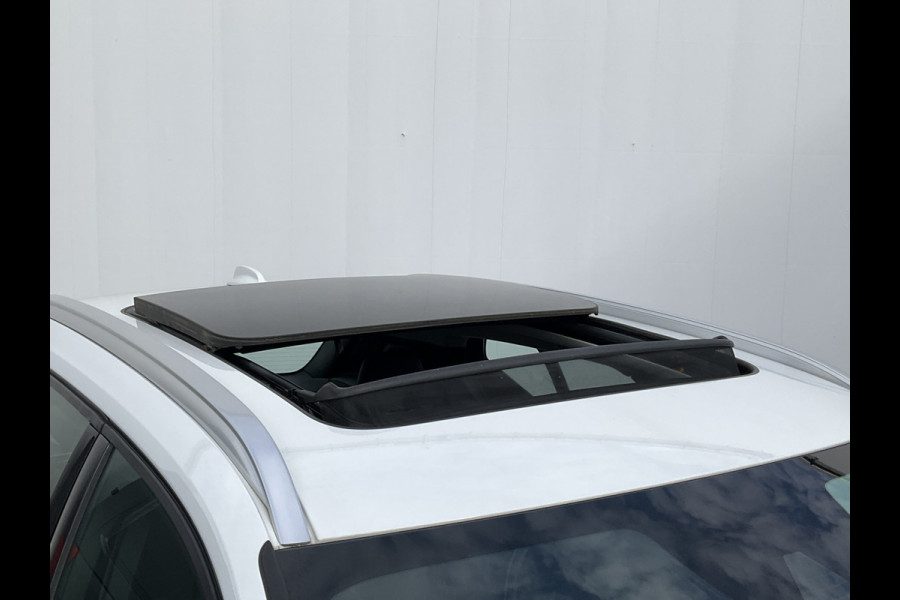 Volvo XC40 1.5 T3 Momentum Pro Panoramadak Hoge zit Trekhaak(tegen meerprijs)