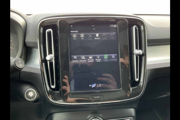 Volvo XC40 1.5 T3 Momentum Pro Panoramadak Hoge zit Trekhaak(tegen meerprijs)