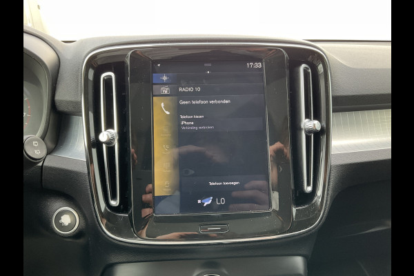 Volvo XC40 1.5 T3 Momentum Pro Panoramadak Hoge zit Trekhaak(tegen meerprijs)