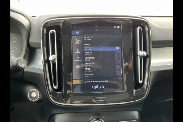 Volvo XC40 1.5 T3 Momentum Pro Panoramadak Hoge zit Trekhaak(tegen meerprijs)