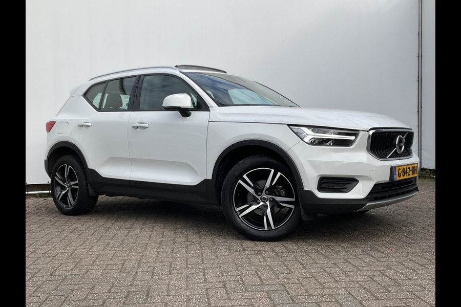 Volvo XC40 1.5 T3 Momentum Pro Panoramadak Hoge zit Trekhaak(tegen meerprijs)