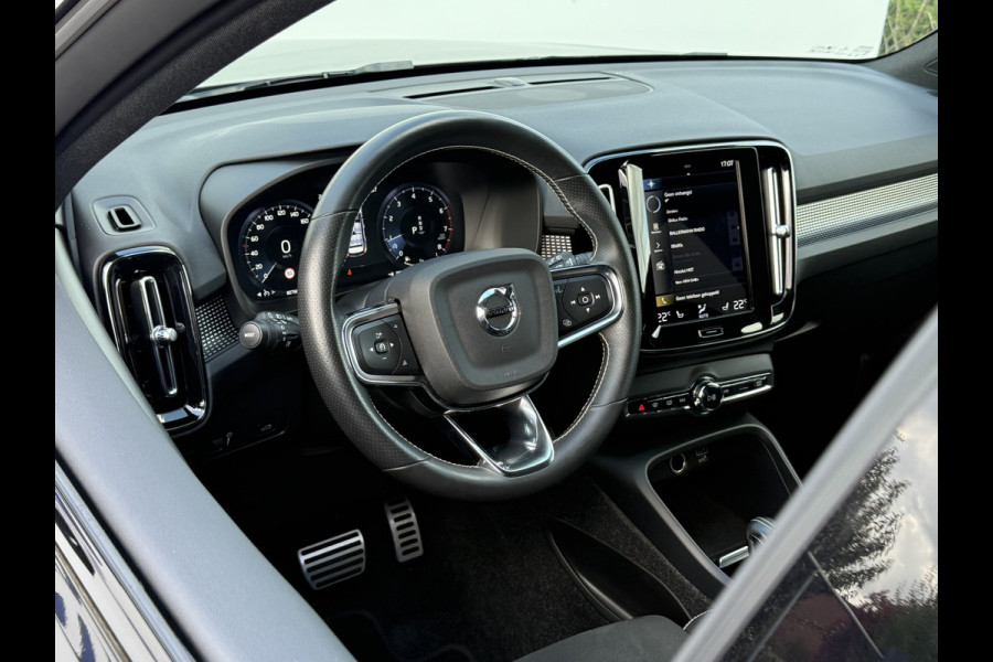Volvo XC40 1.5 T3 R-Design | Trekhaak | Navi | Camera | LED | 18 inch