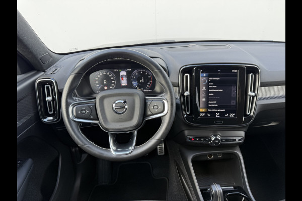 Volvo XC40 1.5 T3 R-Design | Trekhaak | Navi | Camera | LED | 18 inch