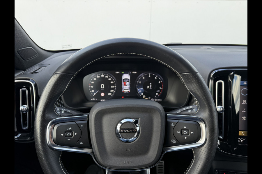 Volvo XC40 1.5 T3 R-Design | Trekhaak | Navi | Camera | LED | 18 inch
