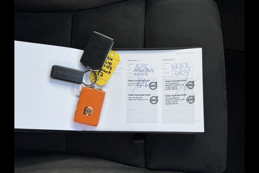 Volvo XC40 1.5 T3 R-Design | Trekhaak | Navi | Camera | LED | 18 inch