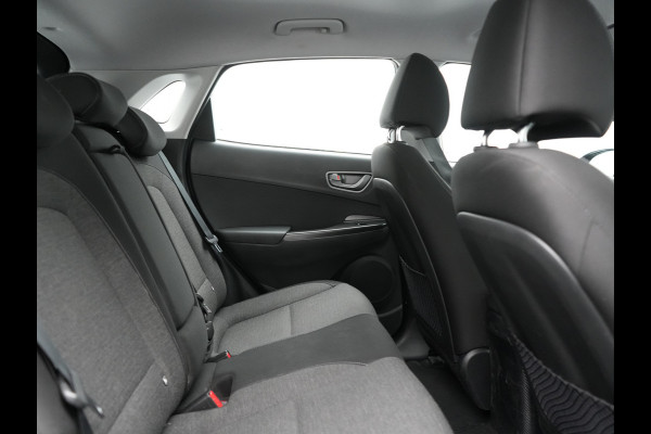 Hyundai Kona EV Fashion 64 kWh 204pk Dealer O.H. | Adaptive Cruise | Camera | Sportstoelen & Stuur Verwarmd | Krell Audio | Keyless | Apple Carplay | Navigatie | DAB |