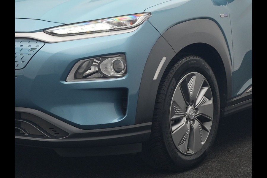 Hyundai Kona EV Fashion 64 kWh 204pk Dealer O.H. | Adaptive Cruise | Camera | Sportstoelen & Stuur Verwarmd | Krell Audio | Keyless | Apple Carplay | Navigatie | DAB |