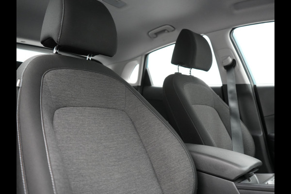 Hyundai Kona EV Fashion 64 kWh 204pk Dealer O.H. | Adaptive Cruise | Camera | Sportstoelen & Stuur Verwarmd | Krell Audio | Keyless | Apple Carplay | Navigatie | DAB |