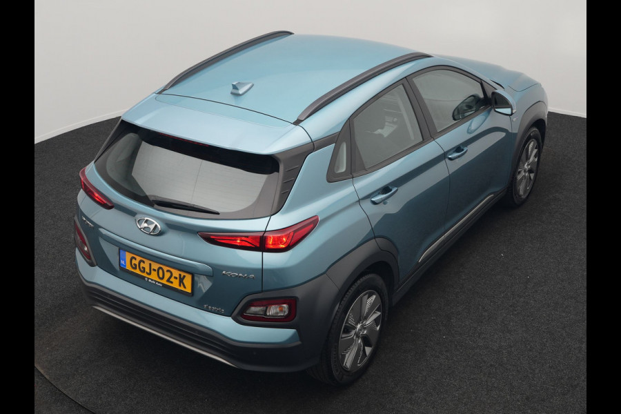 Hyundai Kona EV Fashion 64 kWh 204pk Dealer O.H. | Adaptive Cruise | Camera | Sportstoelen & Stuur Verwarmd | Krell Audio | Keyless | Apple Carplay | Navigatie | DAB |