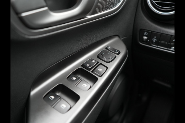 Hyundai Kona EV Fashion 64 kWh 204pk Dealer O.H. | Adaptive Cruise | Camera | Sportstoelen & Stuur Verwarmd | Krell Audio | Keyless | Apple Carplay | Navigatie | DAB |
