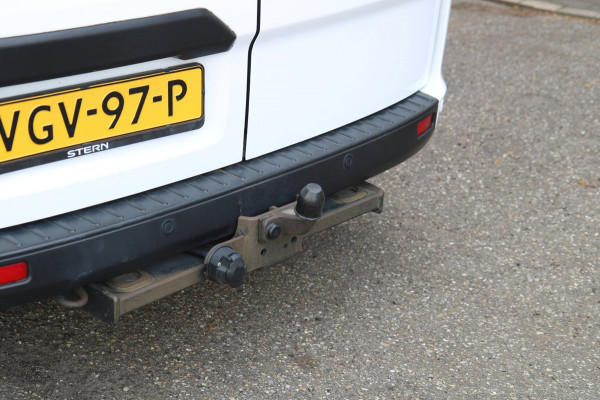 Ford Transit Custom 2.0 TDCI 130PK L1H1 Trend / Trekhaak / Sync 3 / Voorruit verwarming