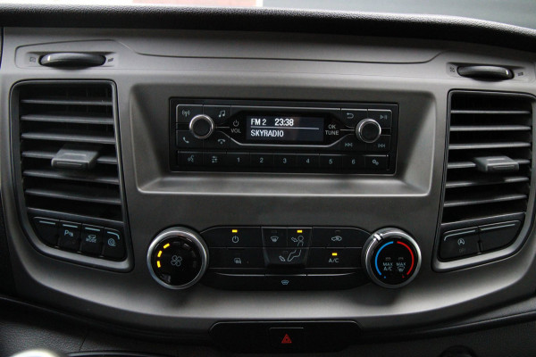 Ford Transit Custom 2.0 TDCI 130PK L1H1 Trend / Trekhaak / Sync 3 / Voorruit verwarming