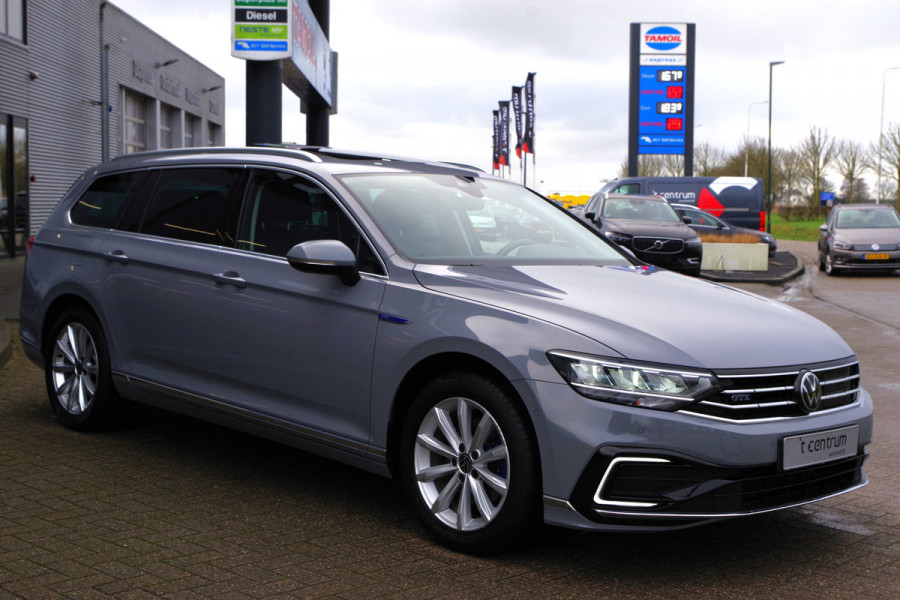 Volkswagen Passat Variant 1.4 TSI 218 PK GTE Business PHEV, Panoramadak, Adap. Cruise Control, Winterpakket