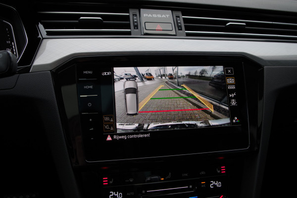 Volkswagen Passat Variant 1.4 TSI 218 PK GTE Business PHEV, Panoramadak, Adap. Cruise Control, Winterpakket