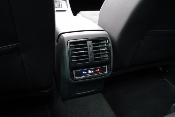Volkswagen Passat Variant 1.4 TSI 218 PK GTE Business PHEV, Panoramadak, Adap. Cruise Control, Winterpakket