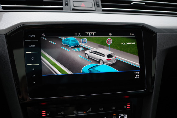 Volkswagen Passat Variant 1.4 TSI 218 PK GTE Business PHEV, Panoramadak, Adap. Cruise Control, Winterpakket