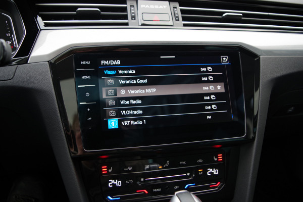 Volkswagen Passat Variant 1.4 TSI 218 PK GTE Business PHEV, Panoramadak, Adap. Cruise Control, Winterpakket