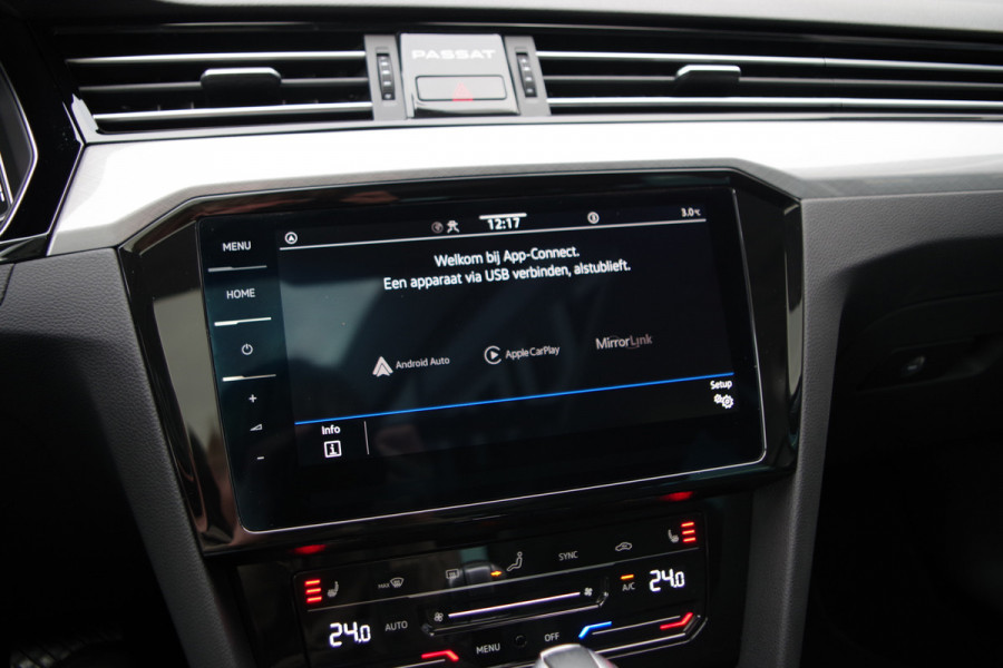 Volkswagen Passat Variant 1.4 TSI 218 PK GTE Business PHEV, Panoramadak, Adap. Cruise Control, Winterpakket