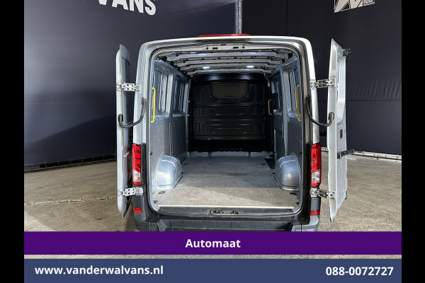 Volkswagen Crafter 2.0 TDI 141pk Automaat L3H2 L2H1 Euro6 Airco | Navigatie | Apple Carplay | Chauffeursstoel Cruisecontrol, Stoelverwarming, 270 Graden achterdeuren, Parkeersensoren, 3000kg trekvermogen