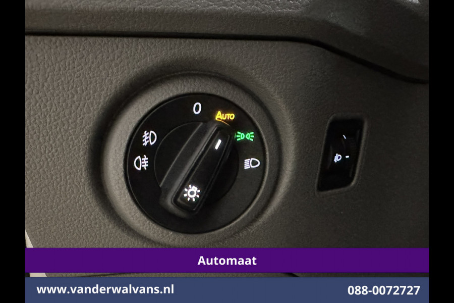 Volkswagen Crafter 2.0 TDI 141pk Automaat L3H2 L2H1 Euro6 Airco | Navigatie | Apple Carplay | Chauffeursstoel Cruisecontrol, Stoelverwarming, 270 Graden achterdeuren, Parkeersensoren, 3000kg trekvermogen