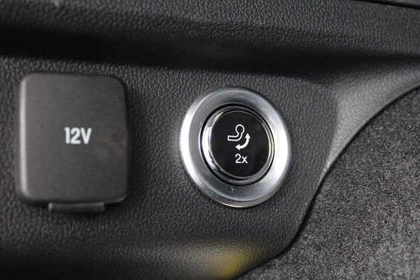 Ford Kuga 2.5 PHEV ST-Line X | Trekhaak | Panoramadak | BLIS | B&O | Navigatie