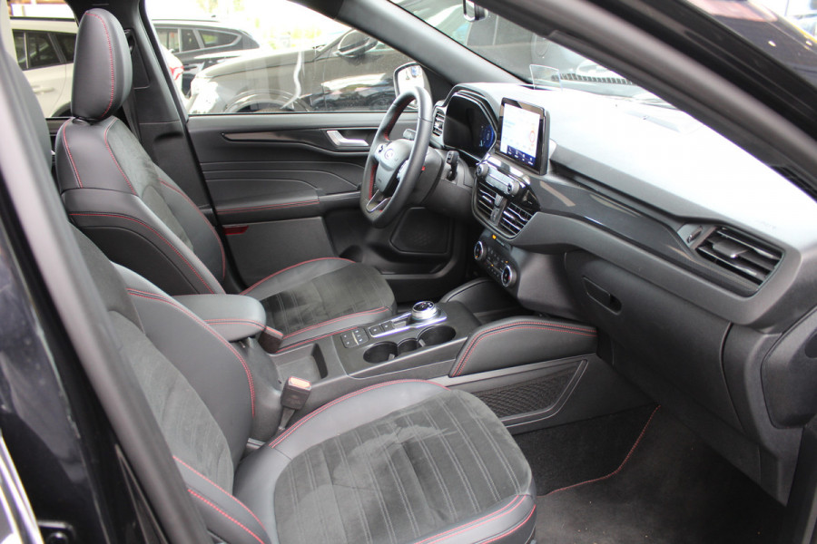 Ford Kuga 2.5 PHEV ST-Line X | Trekhaak | Panoramadak | BLIS | B&O | Navigatie