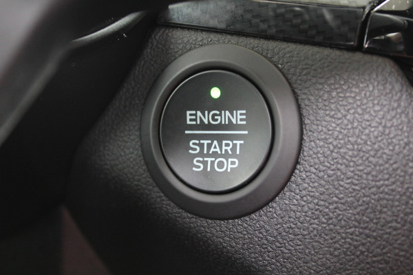 Ford Kuga 2.5 PHEV ST-Line X | Trekhaak | Panoramadak | BLIS | B&O | Navigatie