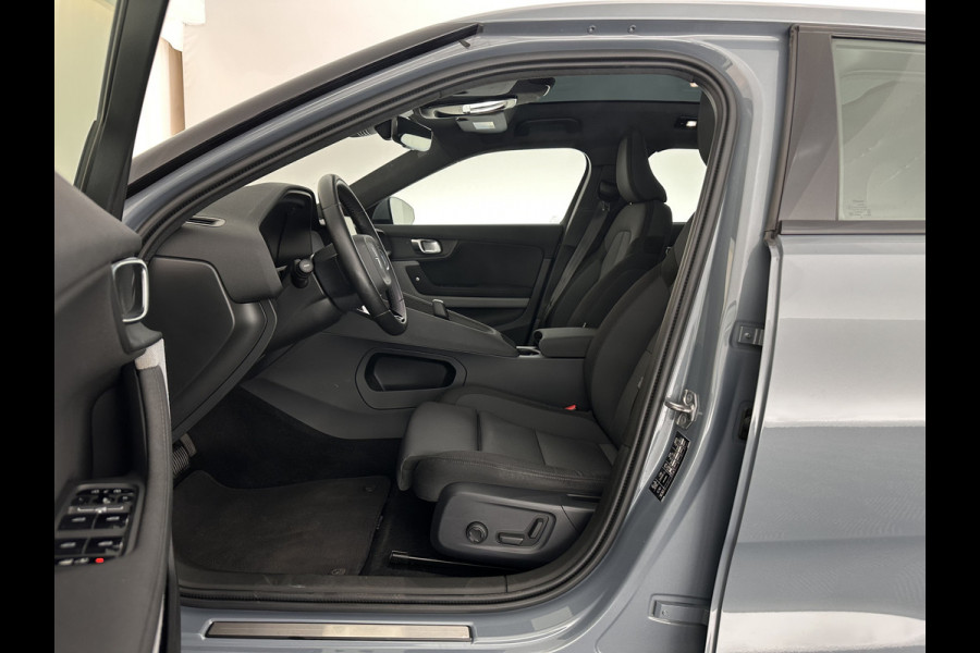 Polestar 2 Long Range Dual Motor Launch Edition 78kWh [ 3-Fase ] {SOH-92%} (INCL-BTW) Aut. *PANO | NAVI-FULLMAP | FULL-LED | ADAPTIVE-CRUISE | BLINDSPOT | TOPVIEW | KEYLESS | LANE-ASSIST | DIGI-COCKPIT | CARPLAY | DAB+ | HEATED-SPORTSEATS | CAMERA | MEMORY-PACK | 20