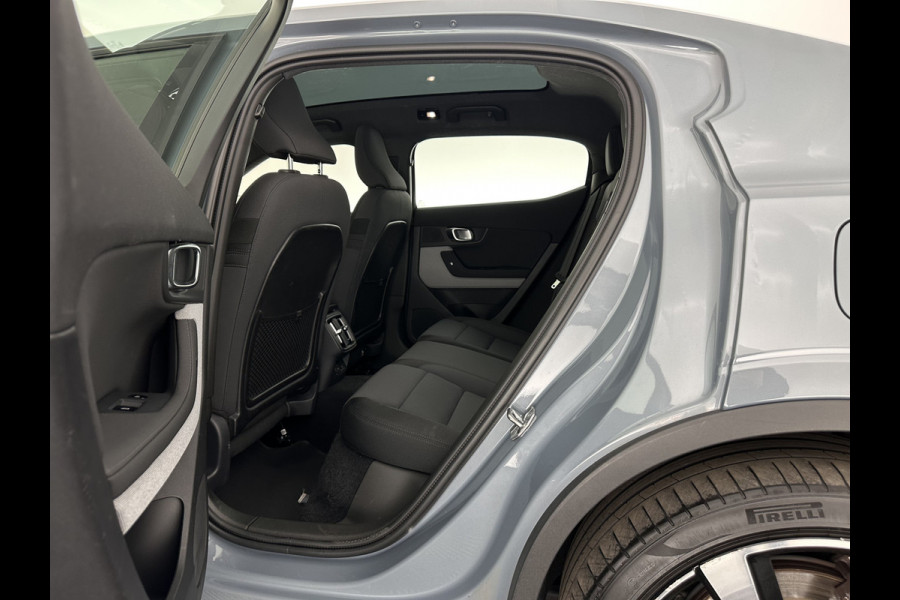 Polestar 2 Long Range Dual Motor Launch Edition 78kWh [ 3-Fase ] {SOH-92%} (INCL-BTW) Aut. *PANO | NAVI-FULLMAP | FULL-LED | ADAPTIVE-CRUISE | BLINDSPOT | TOPVIEW | KEYLESS | LANE-ASSIST | DIGI-COCKPIT | CARPLAY | DAB+ | HEATED-SPORTSEATS | CAMERA | MEMORY-PACK | 20