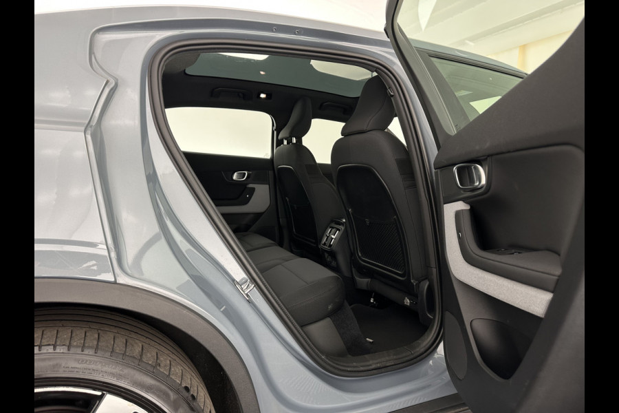 Polestar 2 Long Range Dual Motor Launch Edition 78kWh [ 3-Fase ] {SOH-92%} (INCL-BTW) Aut. *PANO | NAVI-FULLMAP | FULL-LED | ADAPTIVE-CRUISE | BLINDSPOT | TOPVIEW | KEYLESS | LANE-ASSIST | DIGI-COCKPIT | CARPLAY | DAB+ | HEATED-SPORTSEATS | CAMERA | MEMORY-PACK | 20