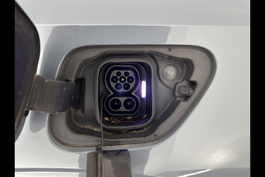 Polestar 2 Long Range Dual Motor Launch Edition 78kWh [ 3-Fase ] {SOH-92%} (INCL-BTW) Aut. *PANO | NAVI-FULLMAP | FULL-LED | ADAPTIVE-CRUISE | BLINDSPOT | TOPVIEW | KEYLESS | LANE-ASSIST | DIGI-COCKPIT | CARPLAY | DAB+ | HEATED-SPORTSEATS | CAMERA | MEMORY-PACK | 20