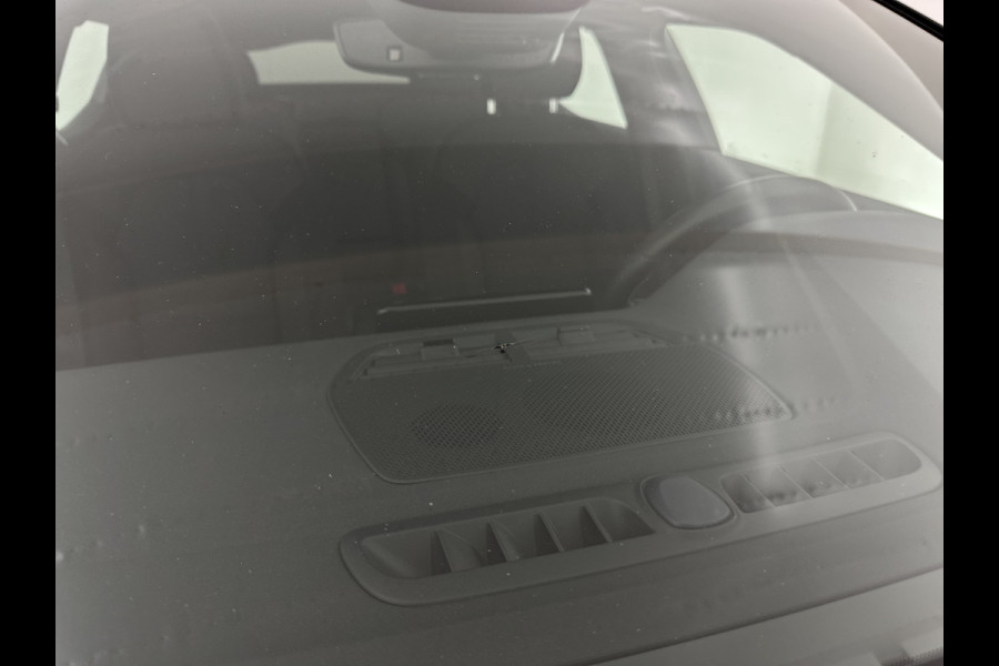 Polestar 2 Long Range Dual Motor Launch Edition 78kWh [ 3-Fase ] {SOH-92%} (INCL-BTW) Aut. *PANO | NAVI-FULLMAP | FULL-LED | ADAPTIVE-CRUISE | BLINDSPOT | TOPVIEW | KEYLESS | LANE-ASSIST | DIGI-COCKPIT | CARPLAY | DAB+ | HEATED-SPORTSEATS | CAMERA | MEMORY-PACK | 20