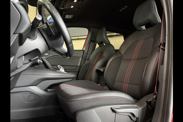 Renault Captur 1.3 TCe 140 R.S. Line | Groot navi | 18" | Camera | Stoelverwarming | 100% Dealer onderhouden!