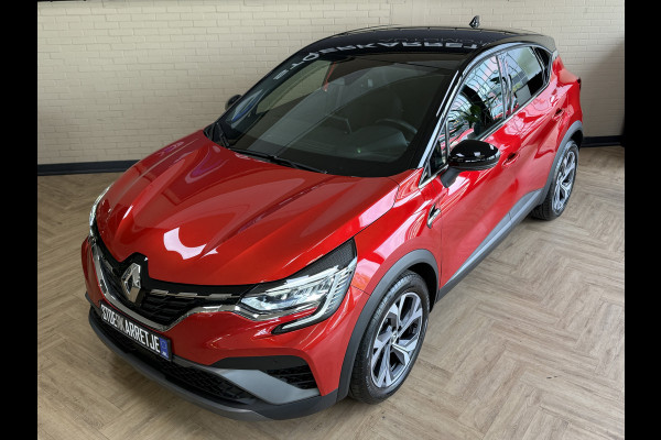 Renault Captur 1.3 TCe 140 R.S. Line | Groot navi | 18" | Camera | Stoelverwarming | 100% Dealer onderhouden!