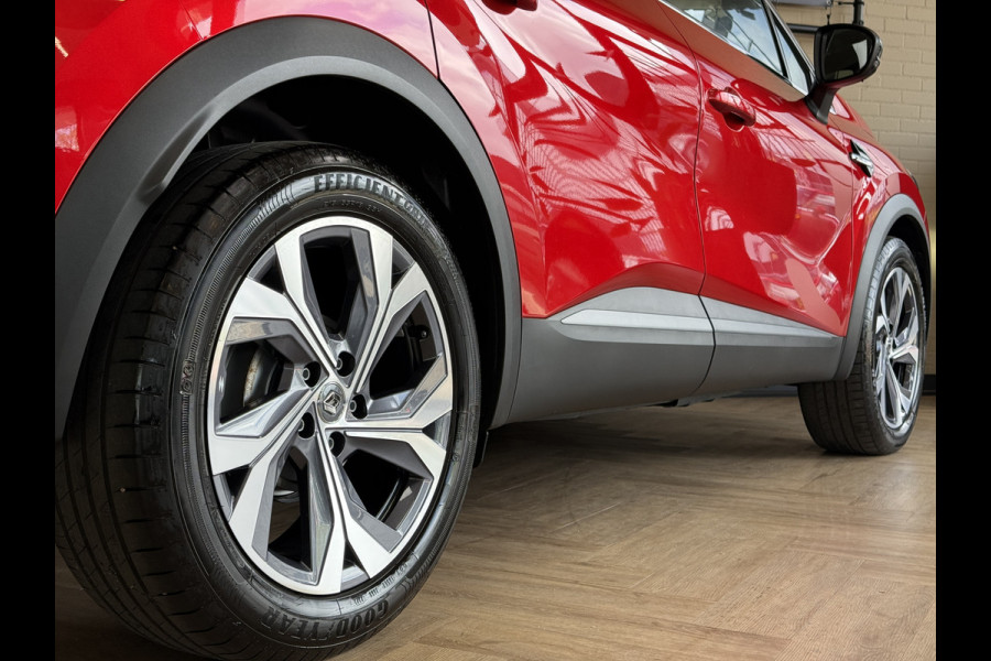 Renault Captur 1.3 TCe 140 R.S. Line | Groot navi | 18" | Camera | Stoelverwarming | 100% Dealer onderhouden!