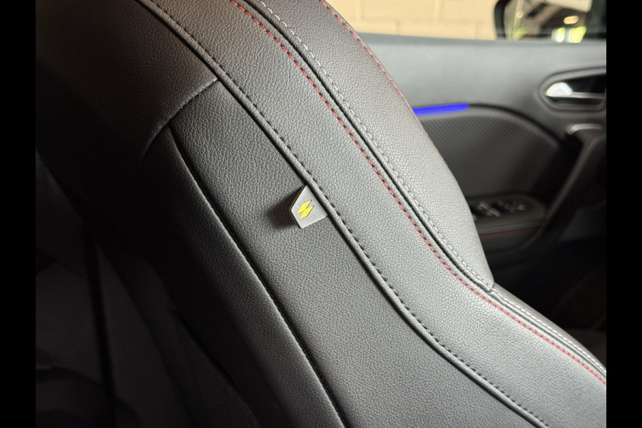 Renault Captur 1.3 TCe 140 R.S. Line | Groot navi | 18" | Camera | Stoelverwarming | 100% Dealer onderhouden!