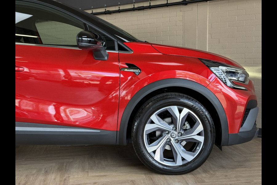 Renault Captur 1.3 TCe 140 R.S. Line | Groot navi | 18" | Camera | Stoelverwarming | 100% Dealer onderhouden!