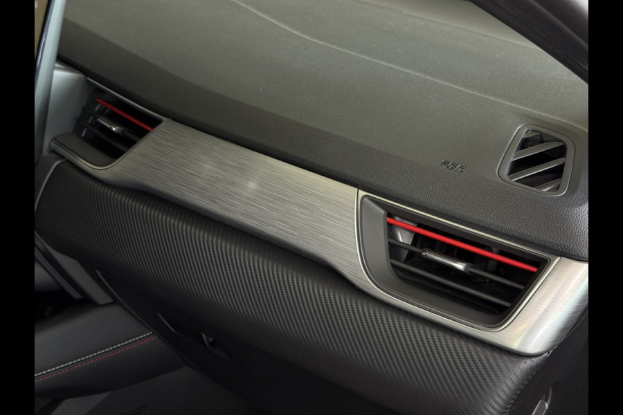 Renault Captur 1.3 TCe 140 R.S. Line | Groot navi | 18" | Camera | Stoelverwarming | 100% Dealer onderhouden!