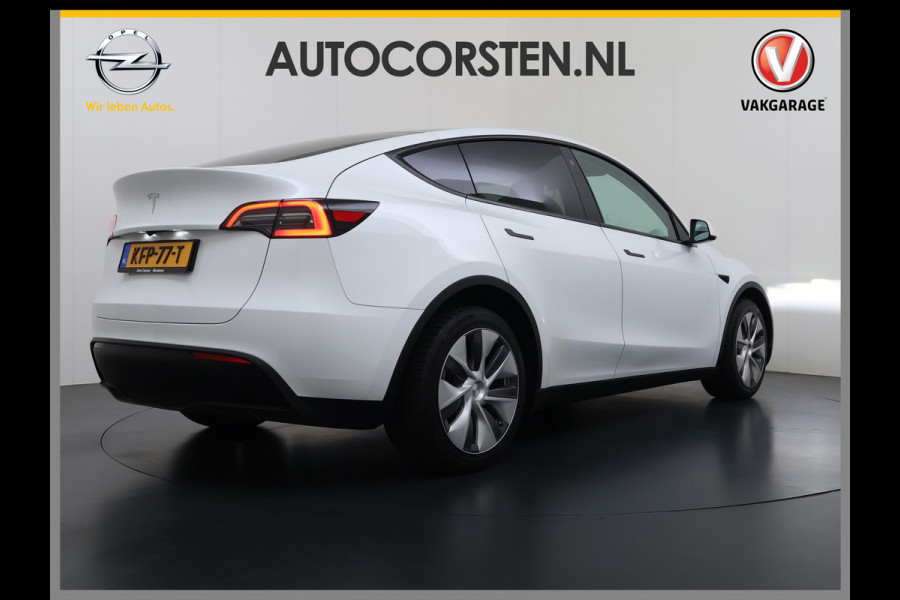 Tesla Model Y Long Range AWD 514pk Warmtepomp SOH 93% Leder Panoramadak Matrix-LED Autopilot Elektr.Stuur+Stoel+Verwarmd Navi Ecc Premium Audi Elektr.Stuur+Stoel+Verwarmd Navi Ecc Premium Audio Keyless Privacy Glass 4WD 1e Eigenaar Fabrieksgarantie tot 23-2-2027 Garantie op Accu en Motoren 23-02-2031/192.000km