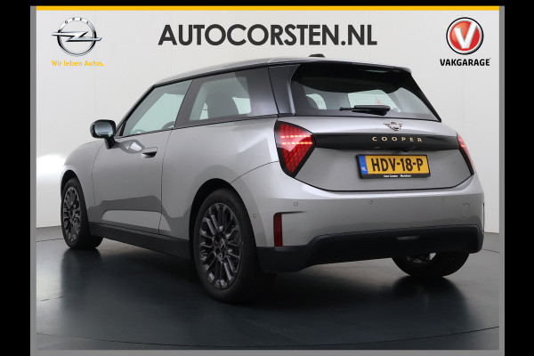MINI Cooper E 40.7kWh SOH 99% Navi Camera Apple Carplay Android Auto Cruise Control Pdc Lmv DAB Led Regen-Lichtsensor Bluetooth Dodehoek detector Rijstrooksensor WiFi Isofix Origineel Nederlandse Auto Fabrieksgarantie tot 7-2-2028 Accu garantie tot 7-2-2033/160.000km
