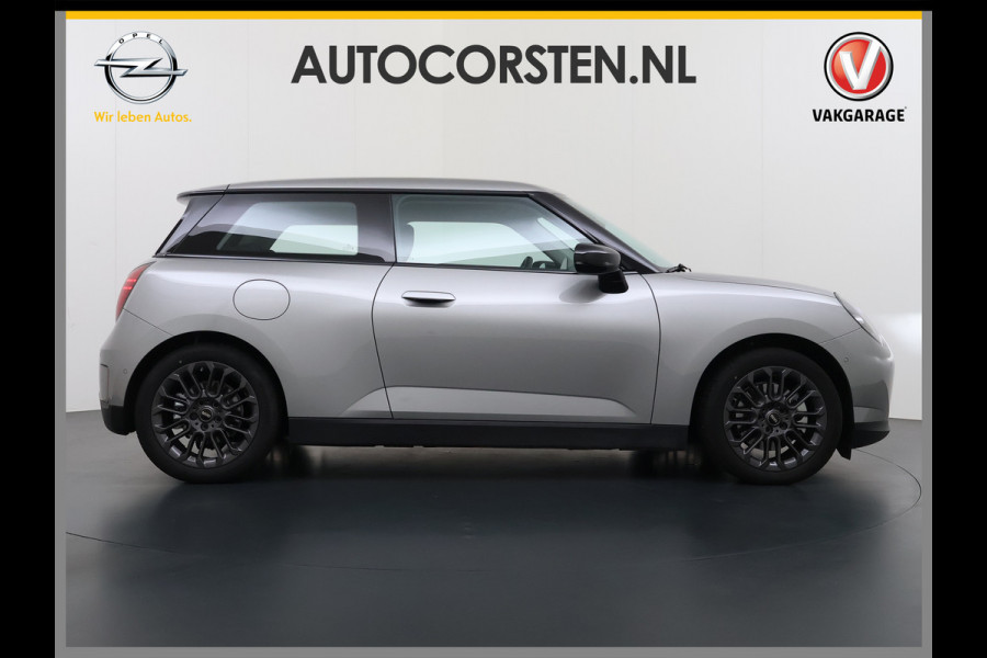 MINI Cooper E 40.7kWh SOH 99% Navi Camera Apple Carplay Android Auto Cruise Control Pdc Lmv DAB Led Regen-Lichtsensor Bluetooth Dodehoek detector Rijstrooksensor WiFi Isofix Origineel Nederlandse Auto Fabrieksgarantie tot 7-2-2028 Accu garantie tot 7-2-2033/160.000km