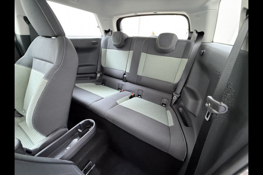 MINI Cooper E 40.7kWh SOH 99% Navi Camera Apple Carplay Android Auto Cruise Control Pdc Lmv DAB Led Regen-Lichtsensor Bluetooth Dodehoek detector Rijstrooksensor WiFi Isofix Origineel Nederlandse Auto Fabrieksgarantie tot 7-2-2028 Accu garantie tot 7-2-2033/160.000km