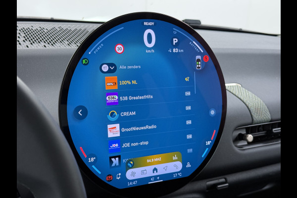 MINI Cooper E 40.7kWh SOH 99% Navi Camera Apple Carplay Android Auto Cruise Control Pdc Lmv DAB Led Regen-Lichtsensor Bluetooth Dodehoek detector Rijstrooksensor WiFi Isofix Origineel Nederlandse Auto Fabrieksgarantie tot 7-2-2028 Accu garantie tot 7-2-2033/160.000km
