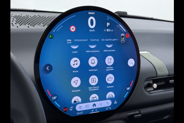 MINI Cooper E 40.7kWh SOH 99% Navi Camera Apple Carplay Android Auto Cruise Control Pdc Lmv DAB Led Regen-Lichtsensor Bluetooth Dodehoek detector Rijstrooksensor WiFi Isofix Origineel Nederlandse Auto Fabrieksgarantie tot 7-2-2028 Accu garantie tot 7-2-2033/160.000km