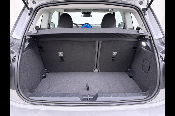 MINI Cooper E 40.7kWh SOH 99% Navi Camera Apple Carplay Android Auto Cruise Control Pdc Lmv DAB Led Regen-Lichtsensor Bluetooth Dodehoek detector Rijstrooksensor WiFi Isofix Origineel Nederlandse Auto Fabrieksgarantie tot 7-2-2028 Accu garantie tot 7-2-2033/160.000km